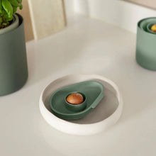 Load image into Gallery viewer, elho Amazing Avocado Floater - Leaf Green